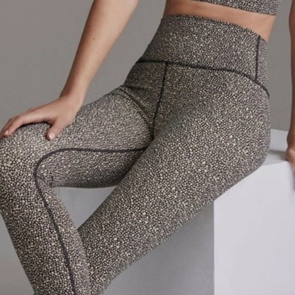VARLEY NWT Luna High Rise Legging in Mixed Pebble - size XS